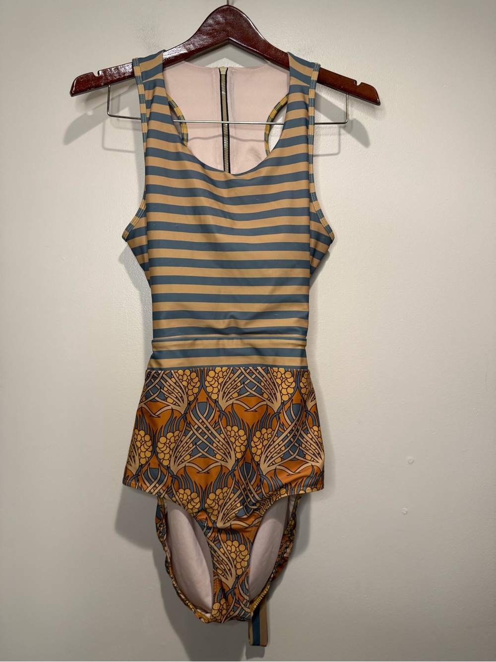 Albion Fit Dorothy One Piece Swim Golden Hour size XL - Picture 4 of 16